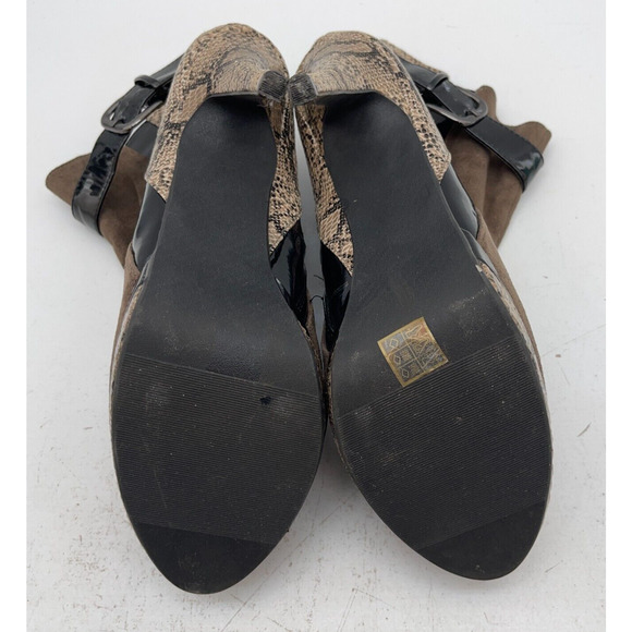 Call it Spring Womens Ankle Boots High Heels Closed Toe Faux Leather Side Zip 11 - Picture 6 of 9